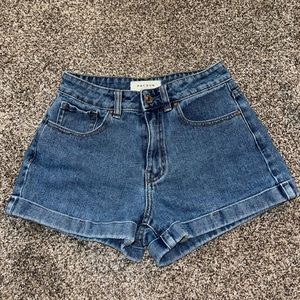 PacSun Limited Edition Cuffed Mom Shorts